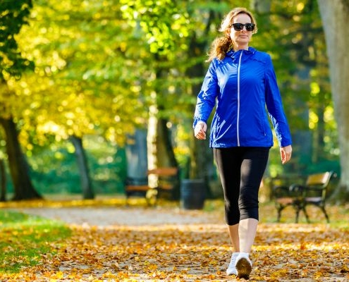 mental health benefits of walking outside